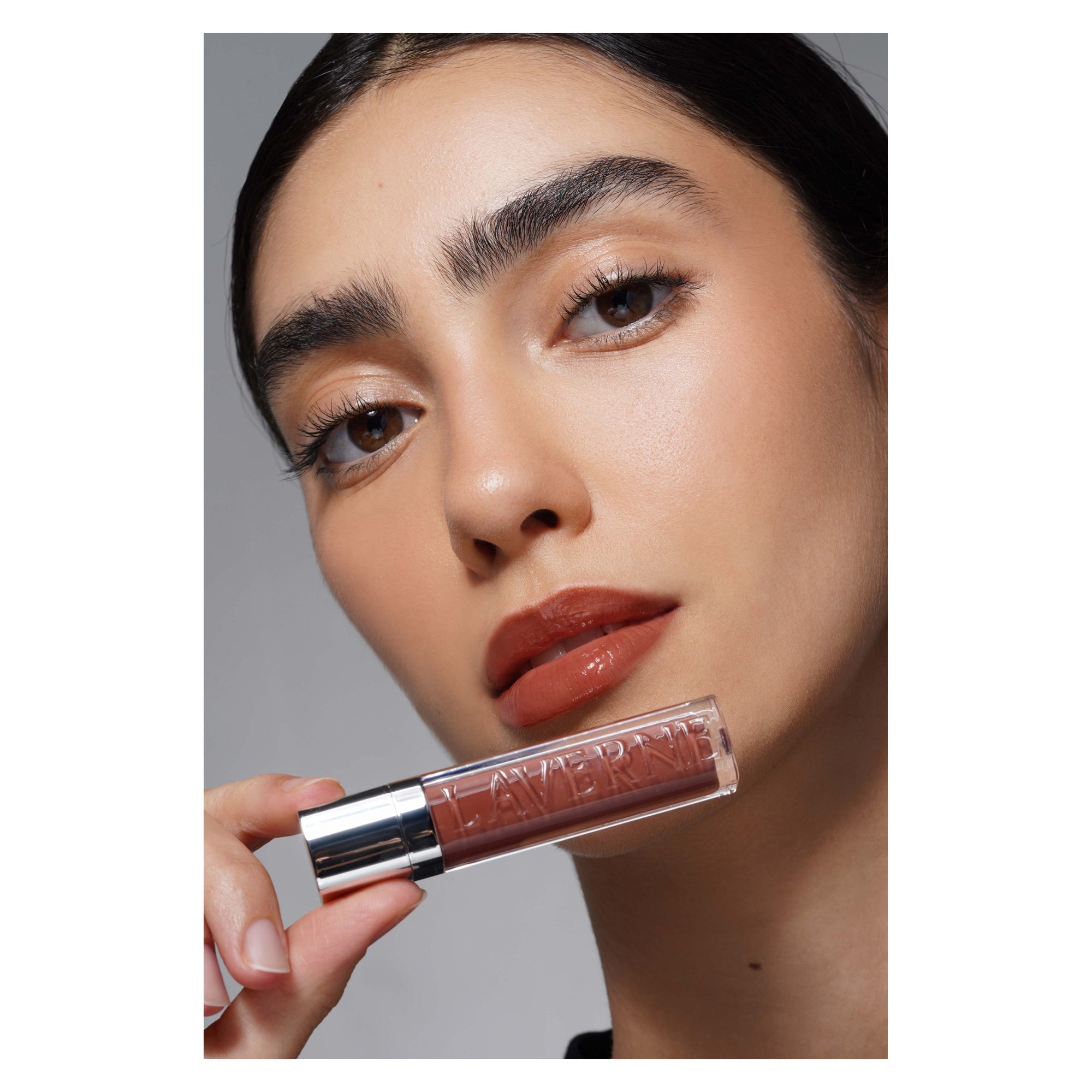 Love Me Tender Gloss Hot Chocolate 01