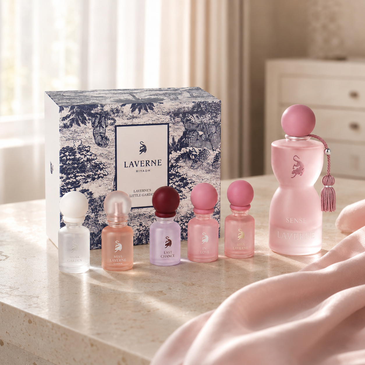 Sense perfume set in UAE with Sense 75 ml and five 10 ml mini fragrances for gifting and discovery